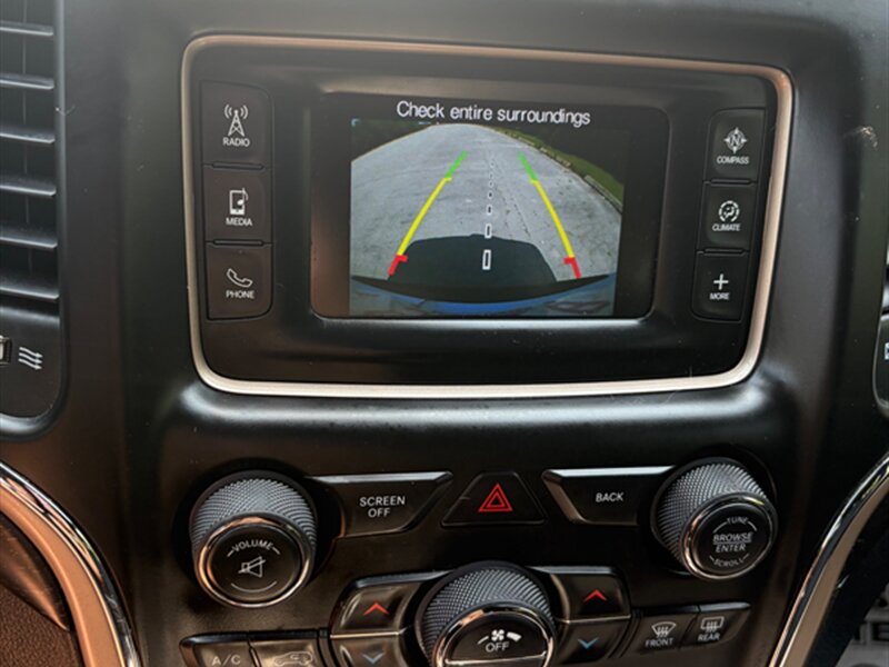2017 Jeep Grand Cherokee Laredo - Photo 24 - Midlothian, IL 60445