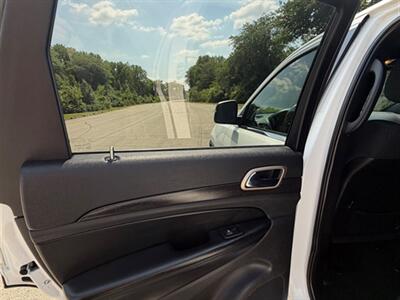 2017 Jeep Grand Cherokee Laredo - Photo 26 - Midlothian, IL 60445