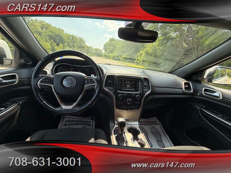 2017 Jeep Grand Cherokee Laredo - Photo 12 - Midlothian, IL 60445