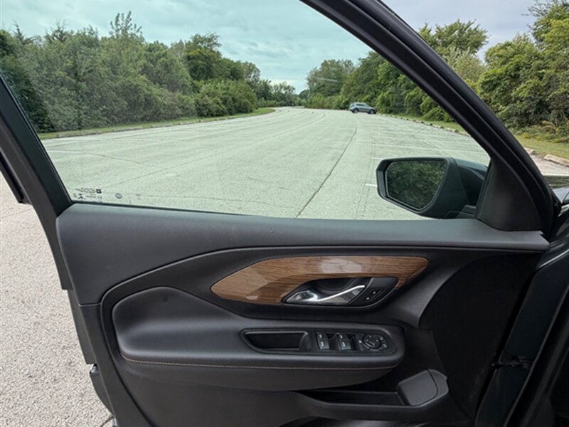 2019 GMC Terrain SLE - Photo 21 - Midlothian, IL 60445