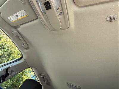 2011 Chevrolet Equinox LT - Photo 16 - Midlothian, IL 60445
