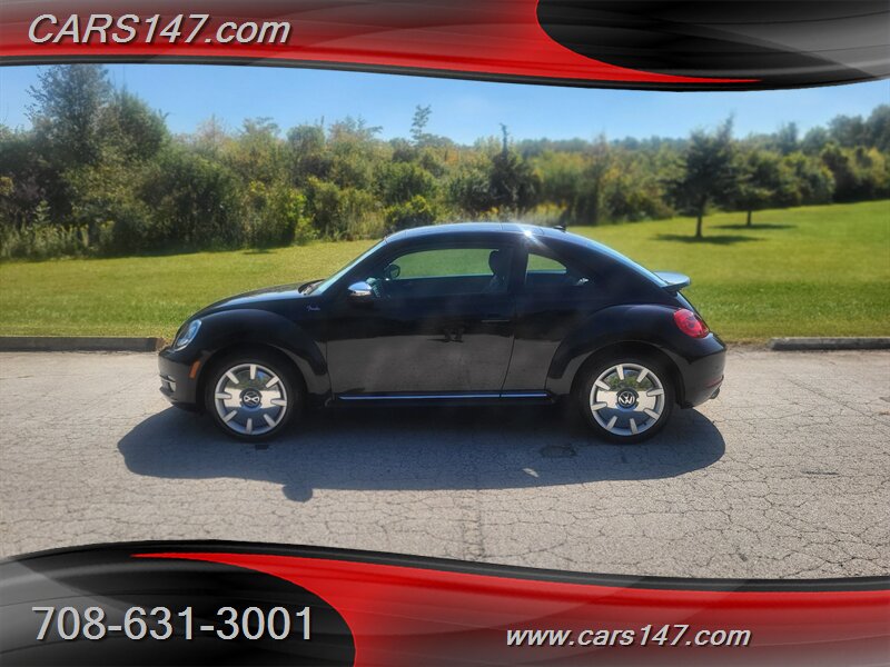 2013 Volkswagen Beetle Turbo photo 2