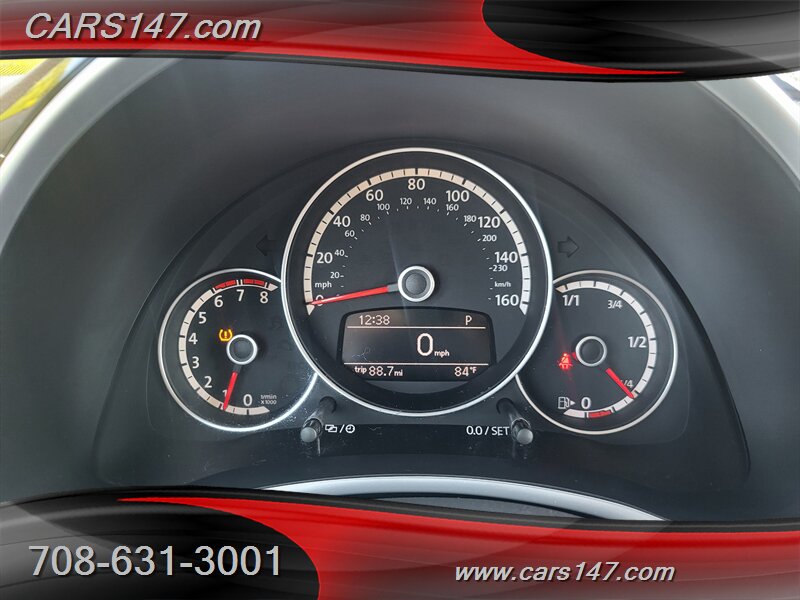 2013 Volkswagen Beetle Turbo photo 9