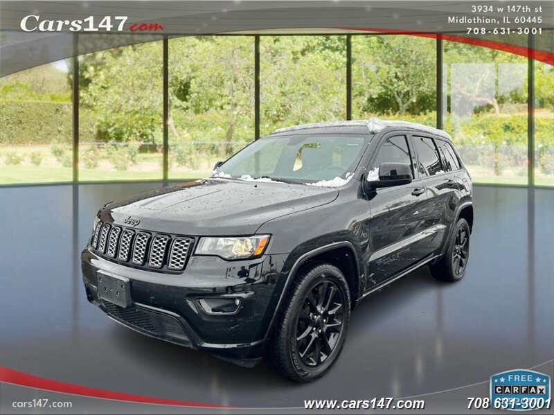 Jeep Grand Cherokee's photo