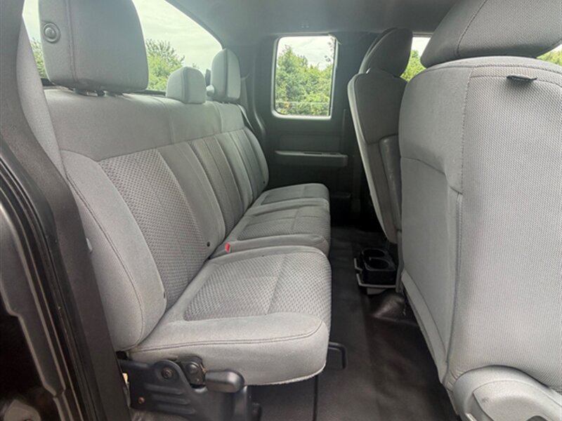 2013 Ford F-150 XL - Photo 19 - Midlothian, IL 60445