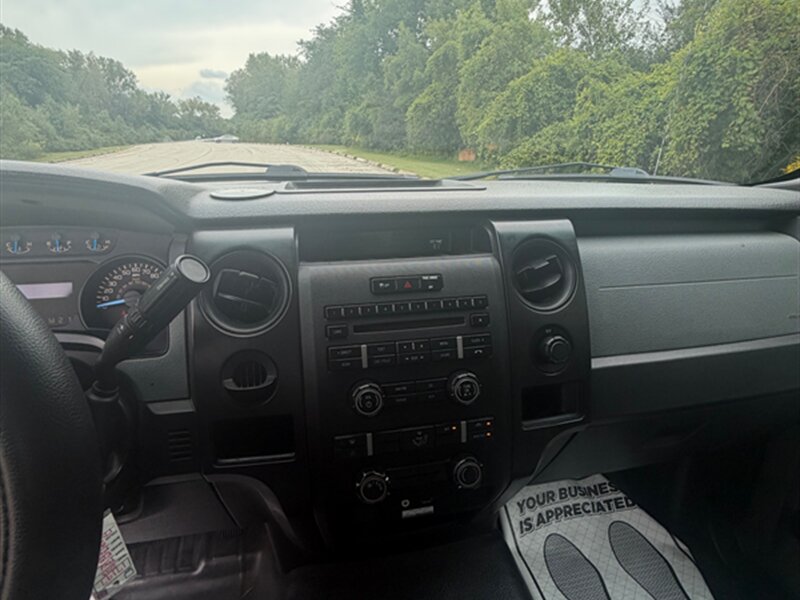 2013 Ford F-150 XL - Photo 13 - Midlothian, IL 60445