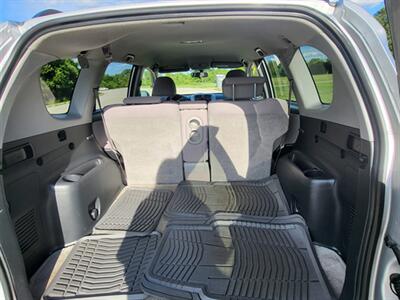 2007 Toyota RAV4   - Photo 10 - Midlothian, IL 60445