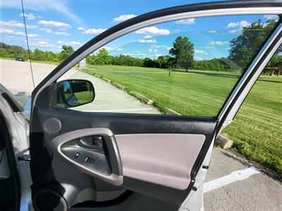 2007 Toyota RAV4   - Photo 25 - Midlothian, IL 60445