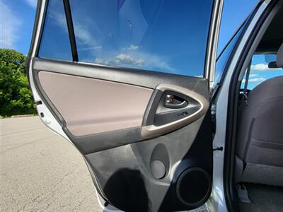 2007 Toyota RAV4   - Photo 23 - Midlothian, IL 60445