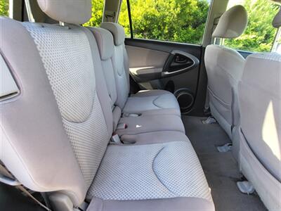 2007 Toyota RAV4   - Photo 19 - Midlothian, IL 60445