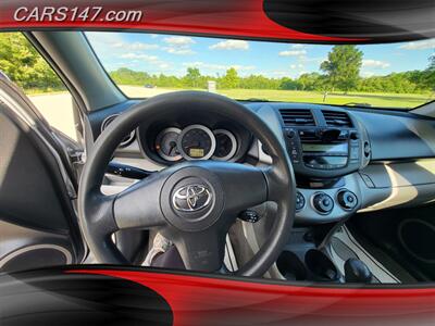 2007 Toyota RAV4   - Photo 13 - Midlothian, IL 60445