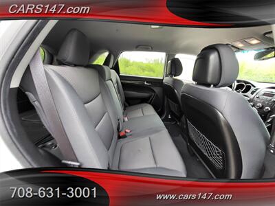 2012 Kia Sorento LX - Photo 21 - Midlothian, IL 60445