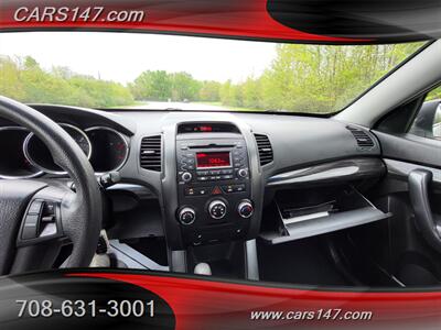 2012 Kia Sorento LX - Photo 13 - Midlothian, IL 60445