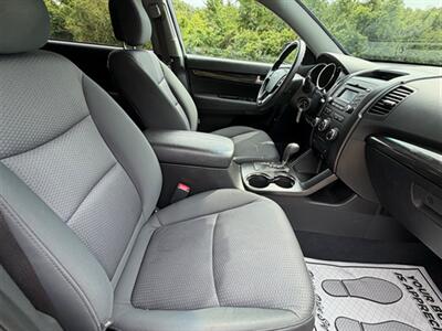 2012 Kia Sorento LX   - Photo 19 - Midlothian, IL 60445