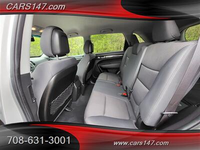 2012 Kia Sorento LX - Photo 20 - Midlothian, IL 60445