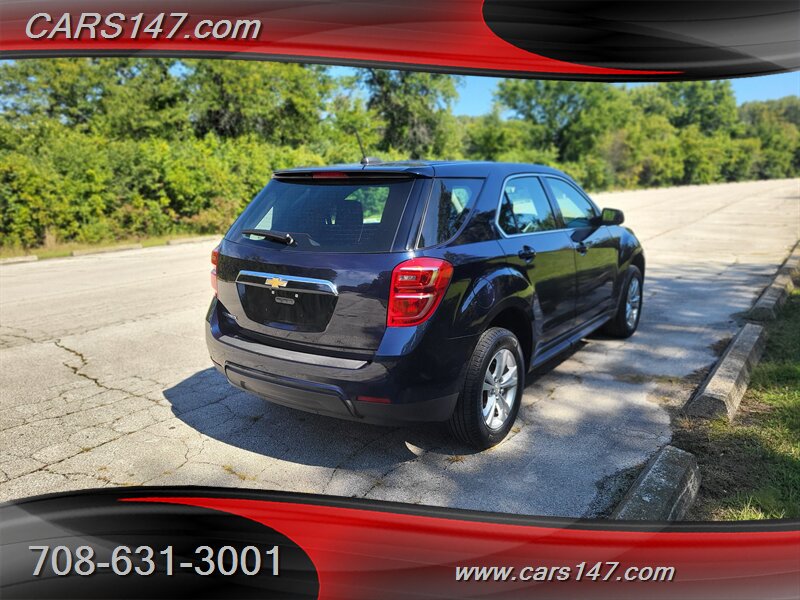 2017 Chevrolet Equinox LS photo 4