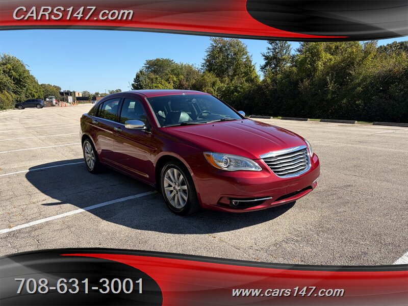 2014 Chrysler 200 Limited - Photo 9 - Midlothian, IL 60445