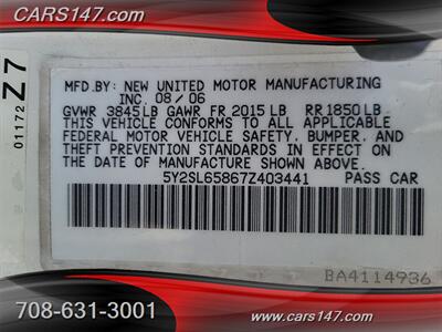 2007 Pontiac Vibe   - Photo 21 - Midlothian, IL 60445