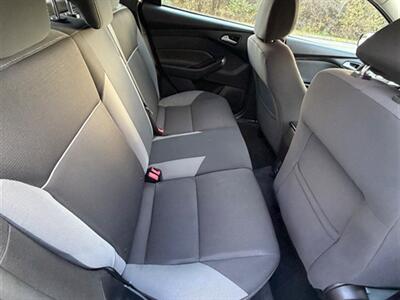 2013 Ford Focus SE - Photo 19 - Midlothian, IL 60445