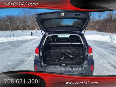 2013 Subaru Outback 2.5i Limited   - Photo 10 - Midlothian, IL 60445