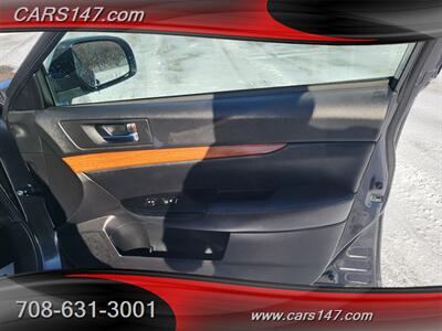 2013 Subaru Outback 2.5i Limited   - Photo 29 - Midlothian, IL 60445