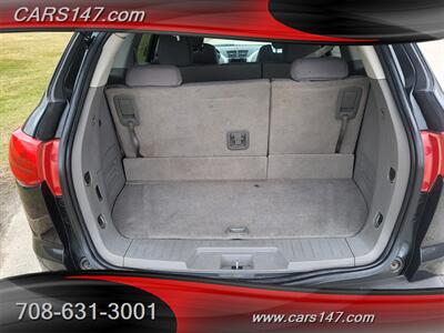 2012 Chevrolet Traverse LT   - Photo 10 - Midlothian, IL 60445