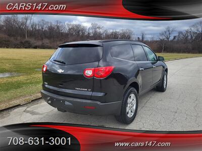 2012 Chevrolet Traverse LT   - Photo 7 - Midlothian, IL 60445