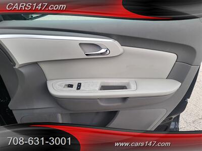 2012 Chevrolet Traverse LT   - Photo 26 - Midlothian, IL 60445