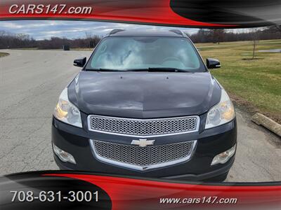 2012 Chevrolet Traverse LT   - Photo 4 - Midlothian, IL 60445