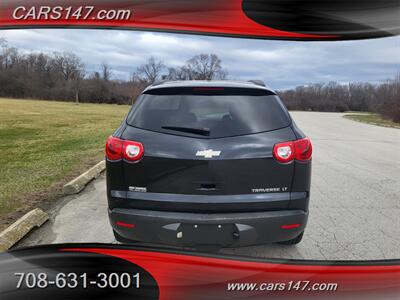 2012 Chevrolet Traverse LT   - Photo 8 - Midlothian, IL 60445