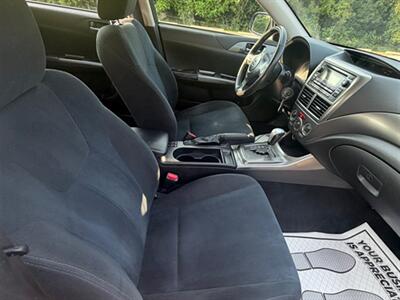 2011 Subaru Impreza 2.5i Premium - Photo 18 - Midlothian, IL 60445