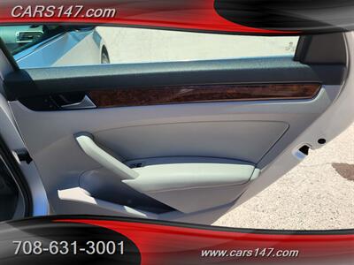 2012 Volkswagen Passat V6 SEL Premium   - Photo 27 - Midlothian, IL 60445