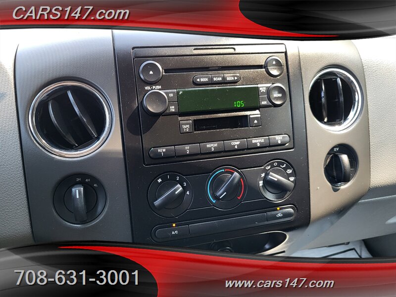 2006 Ford F-150 XLT photo 11