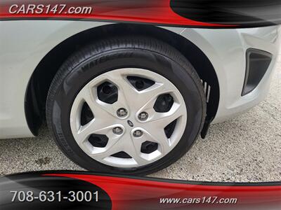 2013 Ford Fiesta SE   - Photo 30 - Midlothian, IL 60445