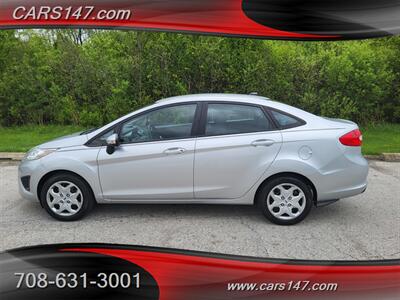 2013 Ford Fiesta SE   - Photo 3 - Midlothian, IL 60445