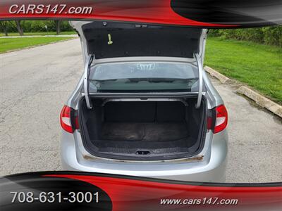 2013 Ford Fiesta SE   - Photo 10 - Midlothian, IL 60445