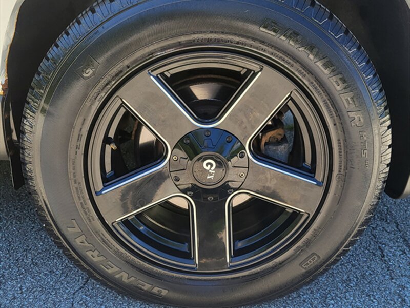 2009 Chevrolet Traverse LT - Photo 30 - Midlothian, IL 60445