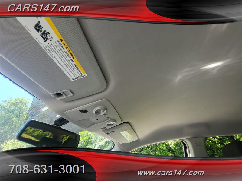 2009 Chevrolet Traverse LT - Photo 21 - Midlothian, IL 60445