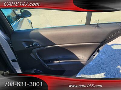 2011 Buick Regal CXL   - Photo 27 - Midlothian, IL 60445