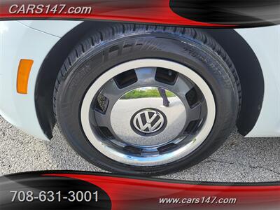 2016 Volkswagen Beetle Convertible 1.8T Denim   - Photo 27 - Midlothian, IL 60445