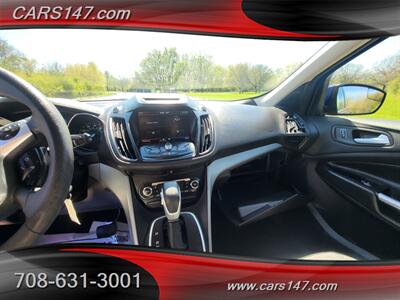 2014 Ford Escape SE   - Photo 13 - Midlothian, IL 60445