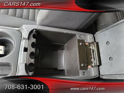 2012 Dodge Challenger SXT - Photo 19 - Midlothian, IL 60445