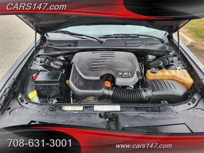 2012 Dodge Challenger SXT - Photo 24 - Midlothian, IL 60445