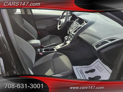 2013 Ford Focus SE   - Photo 12 - Midlothian, IL 60445