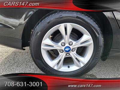 2013 Ford Focus SE   - Photo 32 - Midlothian, IL 60445