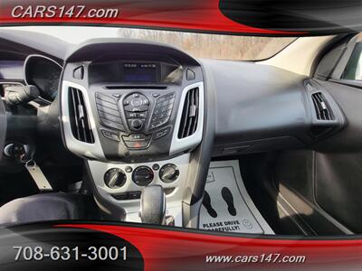 2013 Ford Focus SE   - Photo 20 - Midlothian, IL 60445