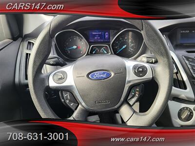 2013 Ford Focus SE   - Photo 16 - Midlothian, IL 60445