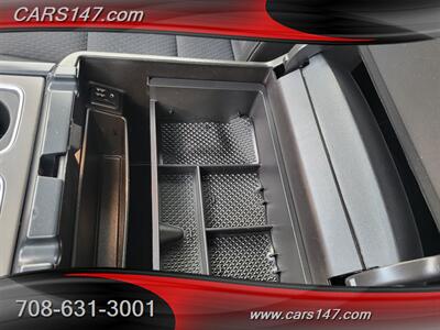 2015 GMC Sierra 1500 SLE   - Photo 16 - Midlothian, IL 60445