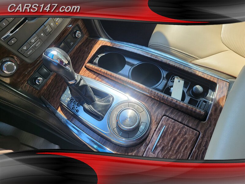 2017 Nissan Armada Platinum photo 10