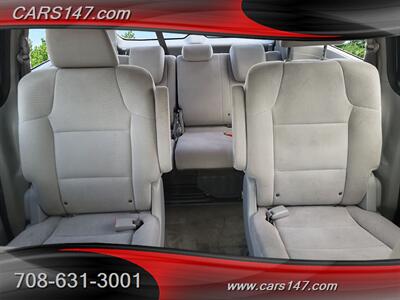 2012 Honda Odyssey LX   - Photo 13 - Midlothian, IL 60445